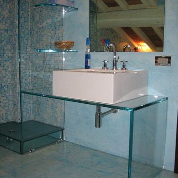 a project colorful, avant garde and kitsch for a temporary loft for a single ..