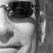Bruce Lisker's photo