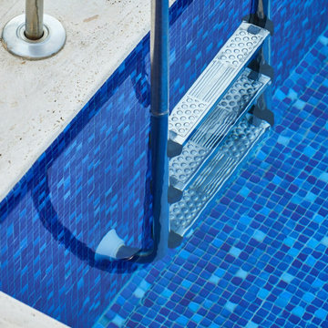 Custom Pools