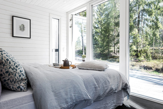 Scandinavian Bedroom by Enkelrum