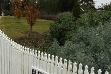 Photo of a large rural garden in Geelong.