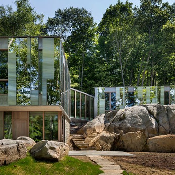Invisible House