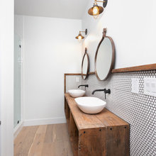 Cottage master Bathroom