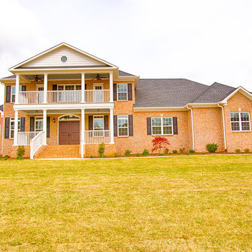 Fantastic Colonial Style Home