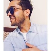 Foto von Dev Chamoli