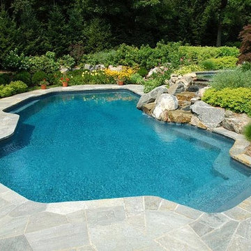 Naturalistic Hideaway