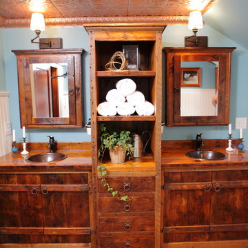 Luxurious Bathroom Ceiling