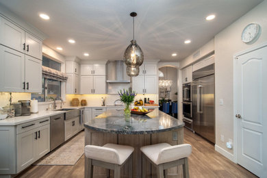 Kitchen - kitchen idea in Phoenix