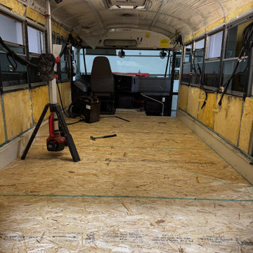 Shimp Skoolie