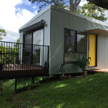 Caza Banana Entry and Deck