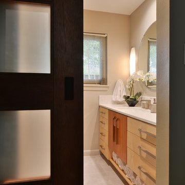 Contemporary Bath