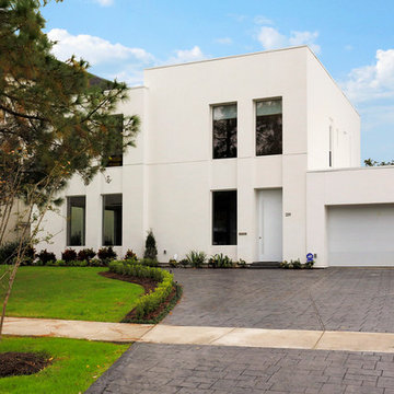 2109 Maroneal St.