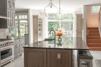 Inspiration for a modern home design remodel in DC Metro