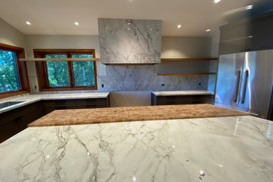 Inspiration for a contemporary kitchen remodel