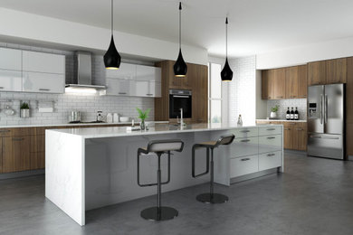 Kitchen - modern kitchen idea in Toronto