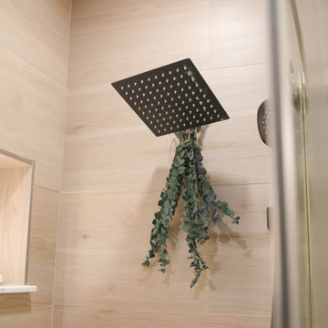 Tranquil Bathroom of Irving