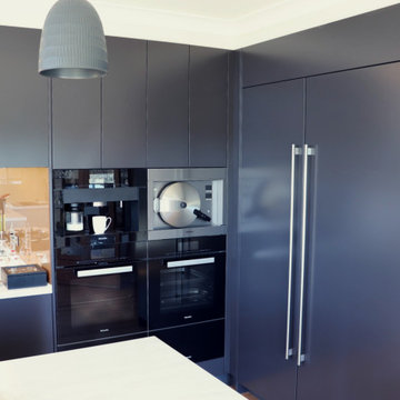 Modern Kitchens & Joinery VIIII