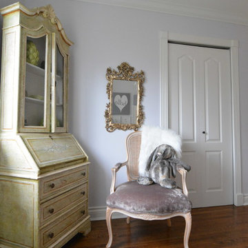 Girl's Bedroom with canopy