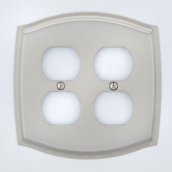 SW206.619 Switch Plates Colonial - Switch Plates And Outlet Covers