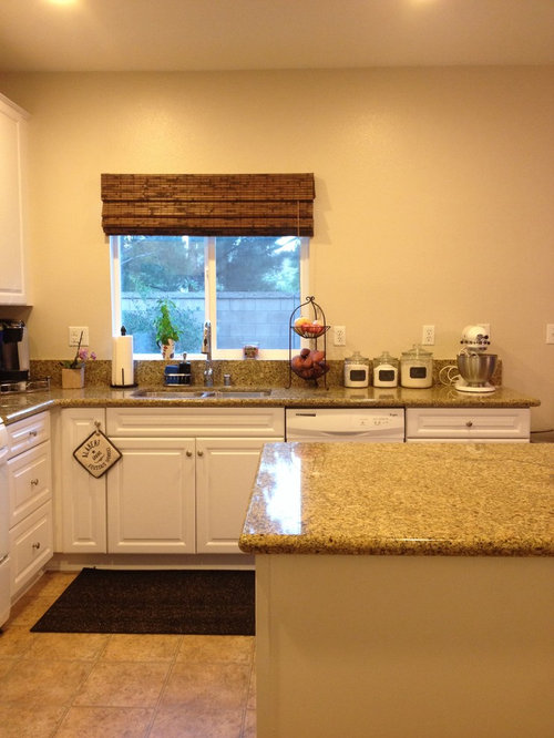 Empty wall space in kitchen