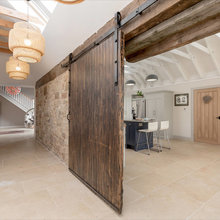 SLIDING BARN DOOR