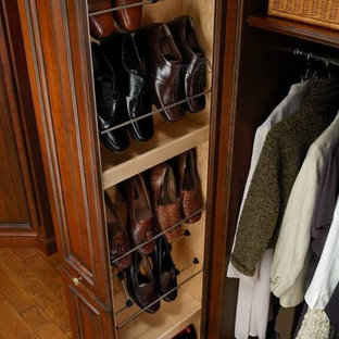 Pull Out Shoe Closet Houzz