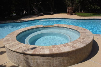 Inspiration for a contemporary pool remodel in DC Metro