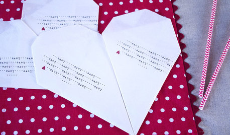 DIY : Pliez vos serviettes en forme de cœur pour la Saint-Valentin