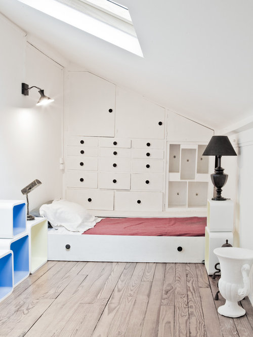 Best Beds Built Into Eaves Design Ideas & Remodel Pictures Houzz
