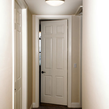 Atom - 20724 - Flush-Mount - Incandescent - Oil-Rubbed Bronze Finish w/ Shade