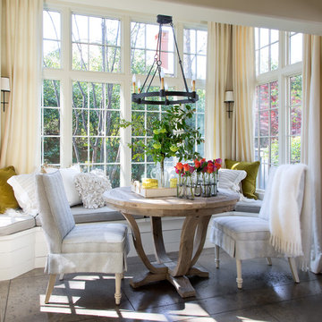 Traditional Dining Room