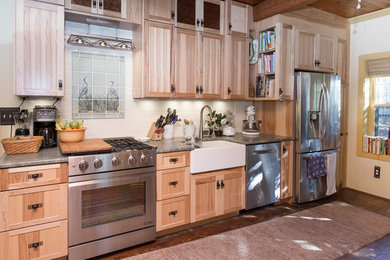 Arts and crafts kitchen photo in Baltimore