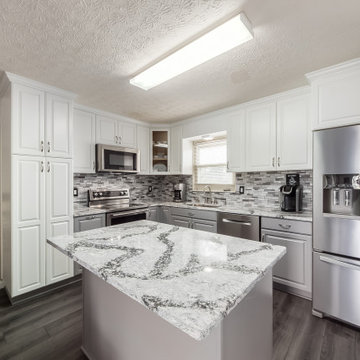 Kitchen Remodel Done in a Subtle Two-Tone Color