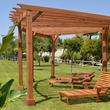 Fan Shaped Corner Pergola
