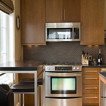 dark backsplash