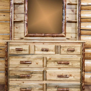 Glacier Country Collection 9 Drawer Dresser w/ Deluxe Dresser Mirror