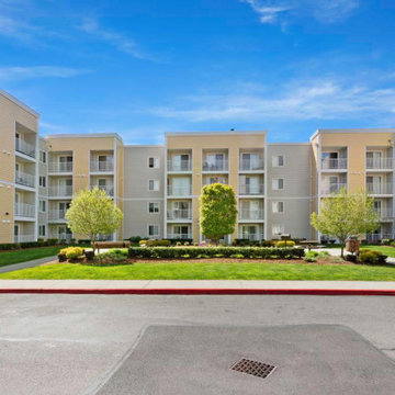 228 units Camelot Apartment Complex, Everette, WA