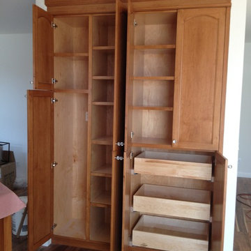 Cable residence Redondo Bch spec home and new kitchen and vanities.