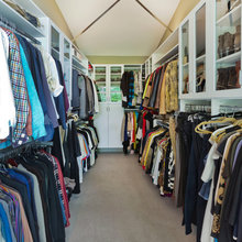 Master bedroom walking closet