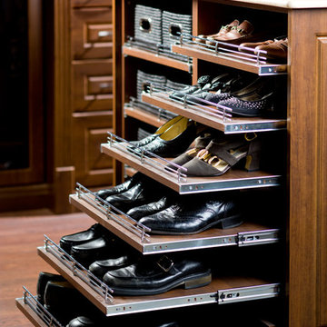 Pull Out Shoe Rack