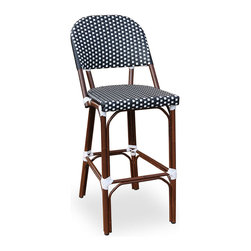 Outdoor Furniture for Commercial, Contract/Hospitality Spaces - Outdoor Lounge Chairs