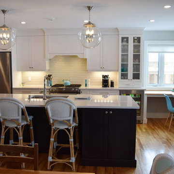 Transitional Kitchen in Ottawa, Ontario