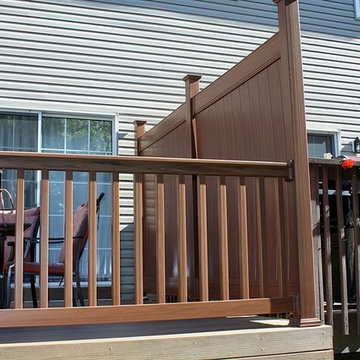 Townhome deck with privacy wall