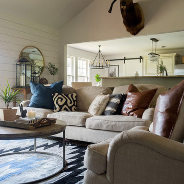My Houzz: DIY Updates Add Rustic Farmhouse Touches to a Home