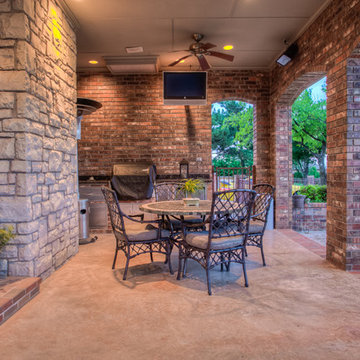 Sold in Oak Tree - Wyatt Poindexter KW Elite