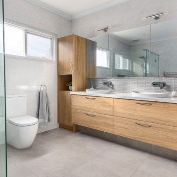 Spectacular Blend of Warmth in this Modern Ensuite Renovation