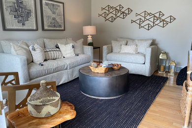 Inspiration for a living room remodel in Detroit