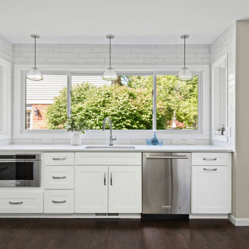 Modern Farmhouse Great Room and Kitchen Renovation