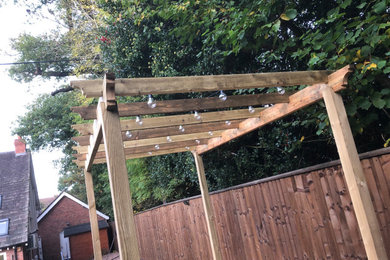 Newtown Linford - Pergola and deck
