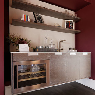 サンフランシスコの小さいモダンスタイルのおしゃれなホームバーの写真